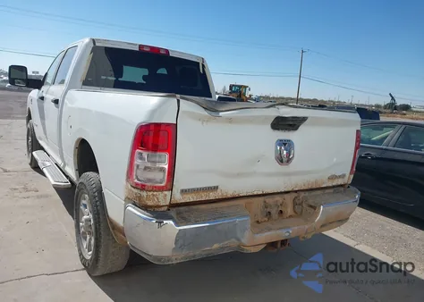 2024 Ram 2500 Big Horn 4X4 6'4 Box z USA, uszkodzony, nr VIN 3C6UR5DL2RG338525